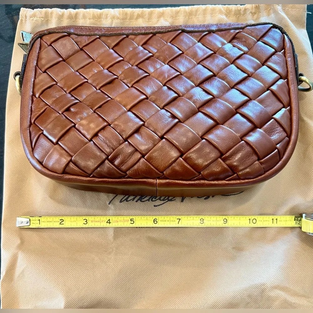 Patricia Nash Woven Brown Leather Crossbody Bag - Picture 10 of 11